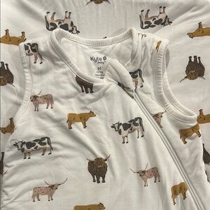 Kyte Baby White Sleeveless Onesie with Animal Print